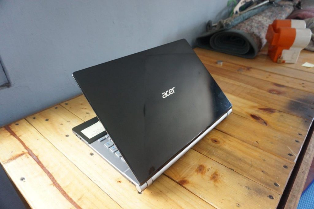 Jual Laptop Acer Aspire V3-471G