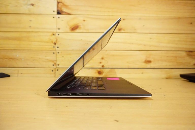 Jual Laptop Dell XPS 15 9550