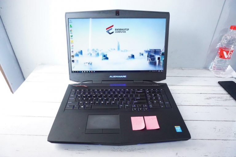 Jual Laptop Dell Alienware 17