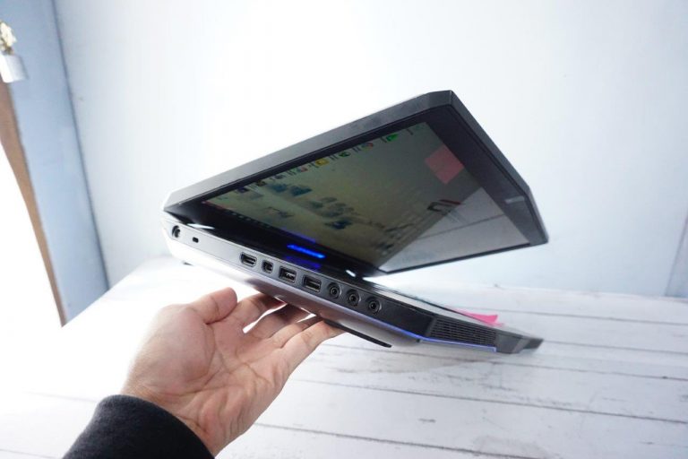 Jual Laptop Dell Alienware 17