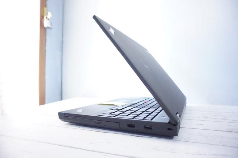 Jual Laptop Lenovo ThinkPad W540 Black