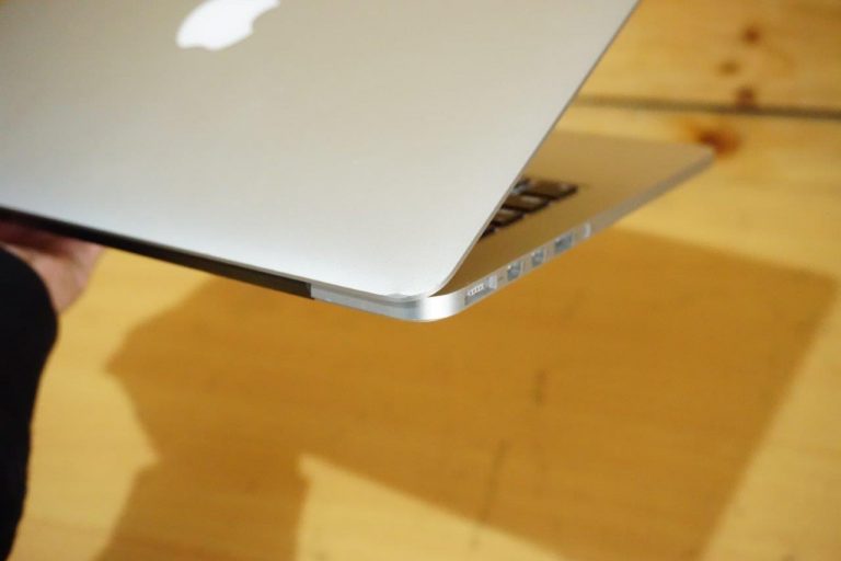 Jual Laptop MacBook Pro 13 Retina MF840 Early 2015
