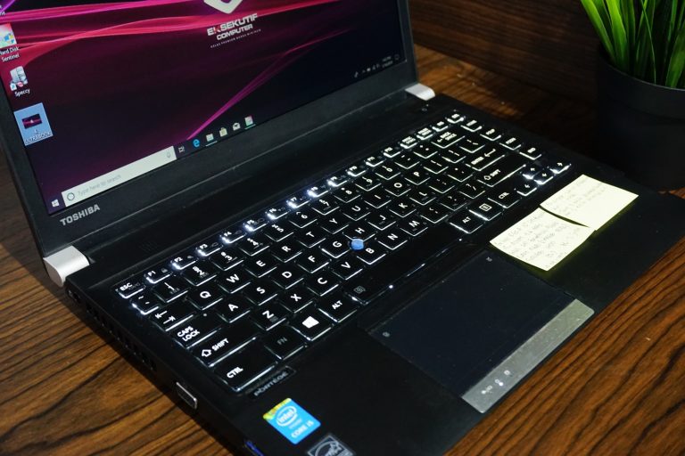 Jual Laptop Toshiba Portege R30-A