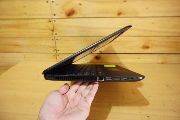 Jual Laptop HP Notebook 15-AC191TX Black