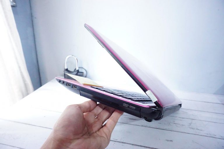 Jual Laptop Asus K43SJ Pink