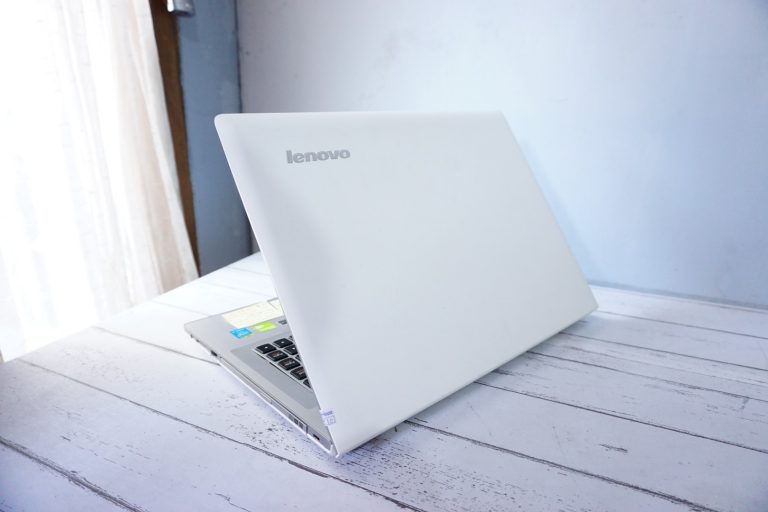 Jual Laptop Lenovo Ideapad Z40-70 White 