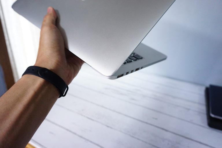 Jual Laptop Macbook Pro 13 Retina MF839 Early 2015