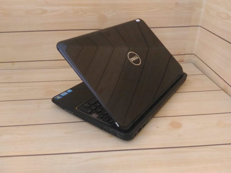 Dell inspiron N5110b