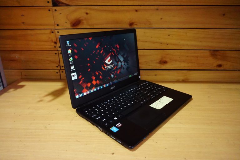 Jual Laptop Acer Aspire E1-572G Core i7 Black