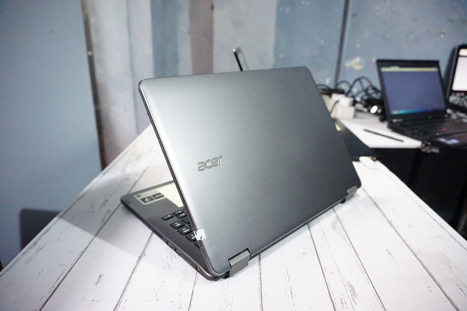 Jual Laptop Acer Aspire R14 R3-471 Core i5 Grey