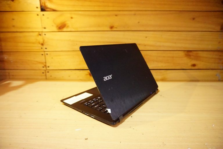 Jual Laptop Acer Aspire V3-372 Core i5 Black