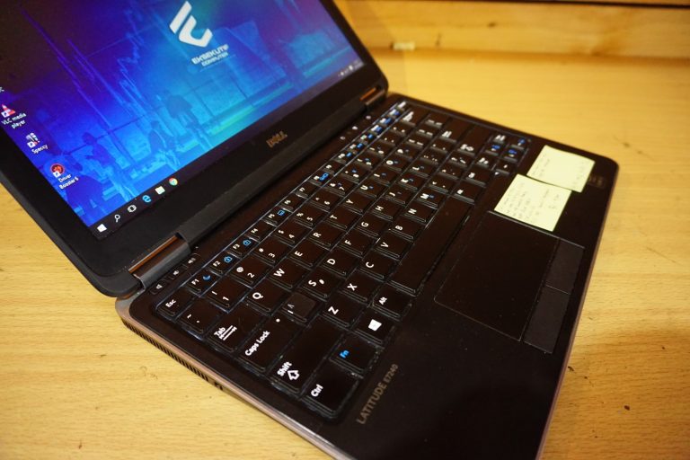 Jual Laptop Dell Latitude E7240 Core i5 Silver
