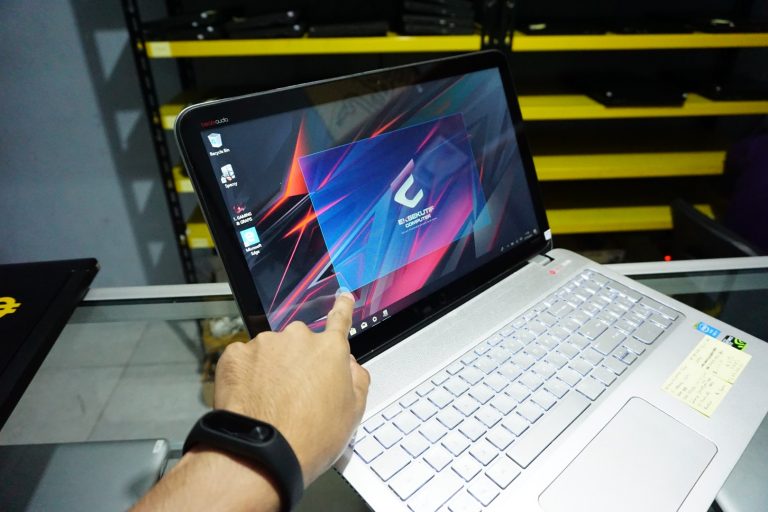 Jual Laptop HP Envy 15-q014TX Core i7 Silver Fullset