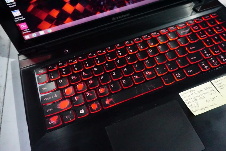 Jual Laptop Lenovo Ideapad Y500 Core i7 Black