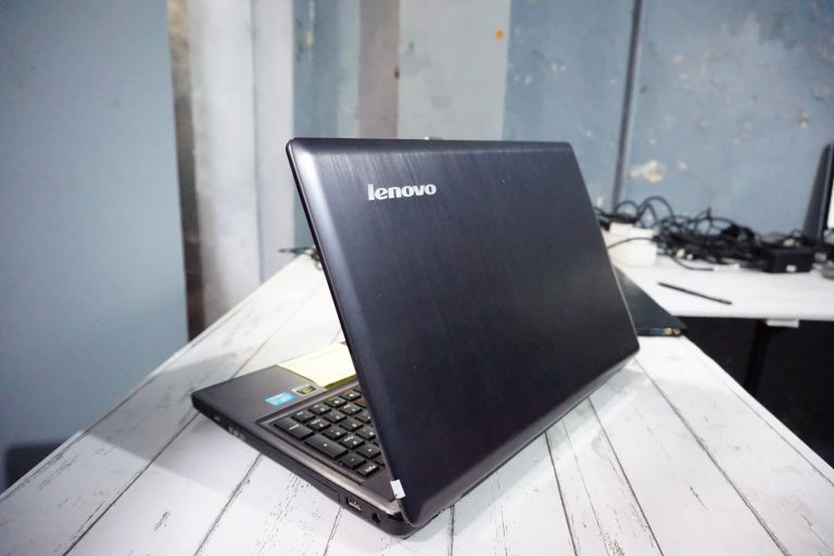 Jual Laptop Lenovo Ideapad Z580 Core i7 Grey
