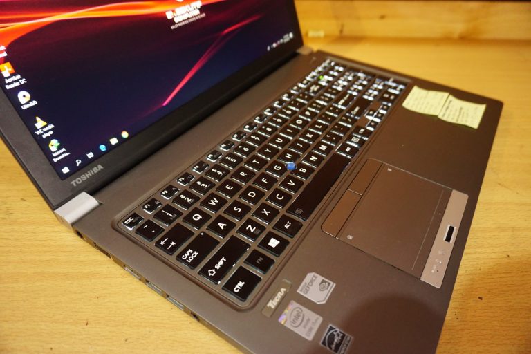 Jual Laptop Toshiba Tecra Z50-A Grey