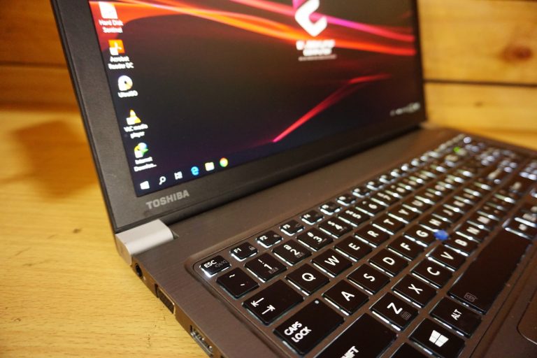 Jual Laptop Toshiba Tecra Z50-A Grey