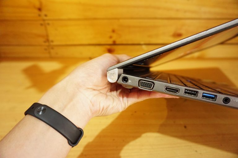 Jual Laptop Toshiba Tecra Z50-A Grey