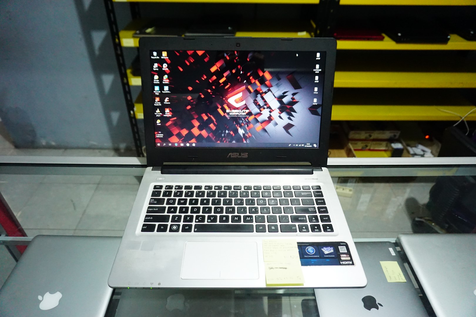 Laptop Asus K46CM Core i7 Black - Eksekutif Computer