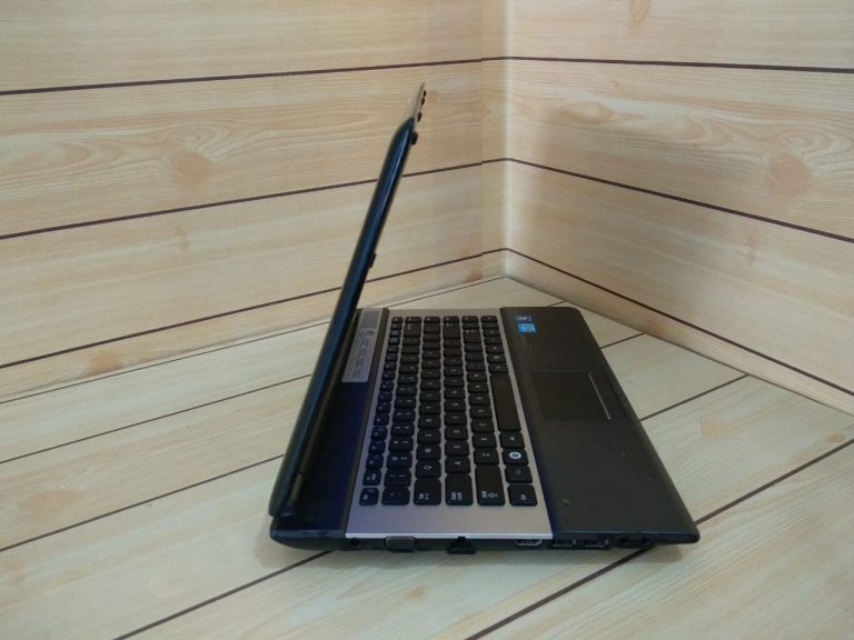 Laptop SamsungRF 511 Core i7 Blackc