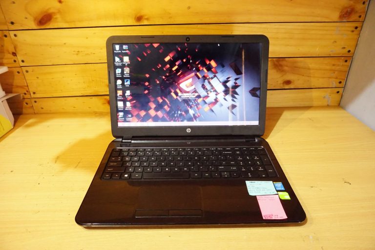 Jual Laptop HP 15-r040tx Core i5 Black