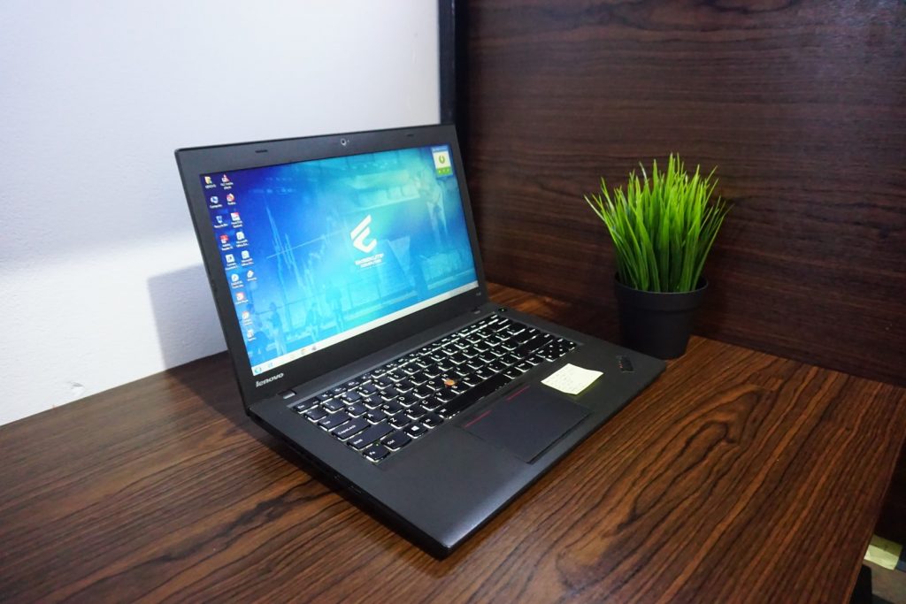 Jual Laptop Lenovo Thinkpad T440 Core i5 Black Unit 2