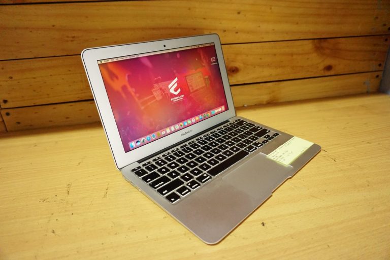 Jual Laptop Macbook Air 11 CTO Early 2015