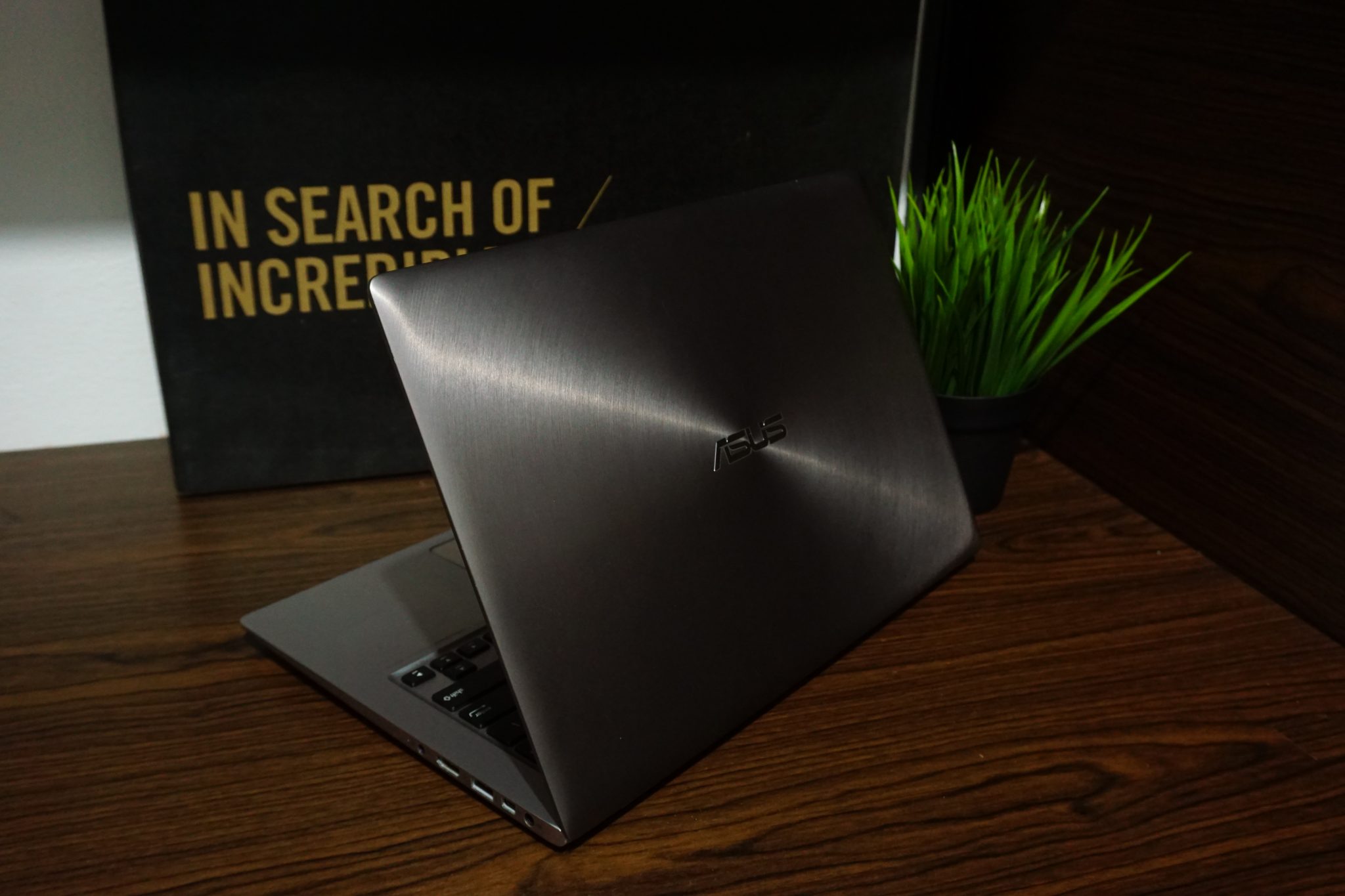 Jual Laptop Asus Zenbook UX303UB Fullset