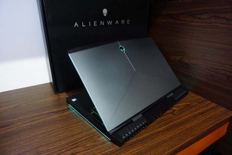 Jual Laptop Dell Alienware 17 R4 Fullset