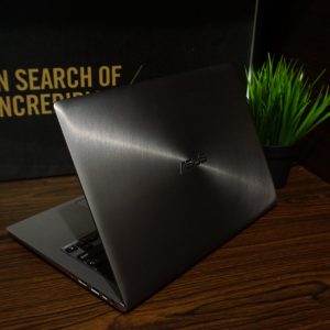 Laptop Asus Zenbook UX303UB Fullset