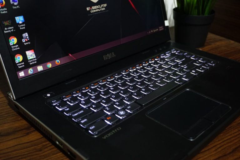 Jual Laptop Dell Vostro 3555 AMD A6