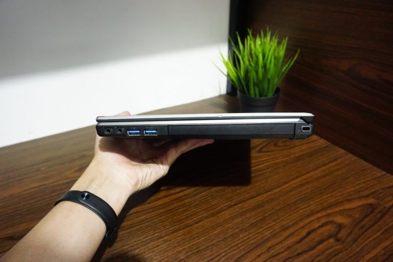 Jual Laptop Fujitsu Lifebook E734 Core i5