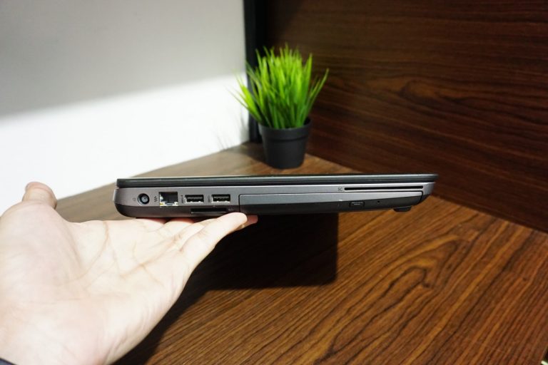 Jual Laptop HP Probook 640 G1 Core i5 Black