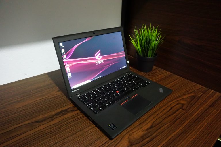 Jual Laptop Lenovo Thinkpad X250 i5 Black