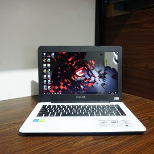 Laptop Asus A455LF Core i5 White