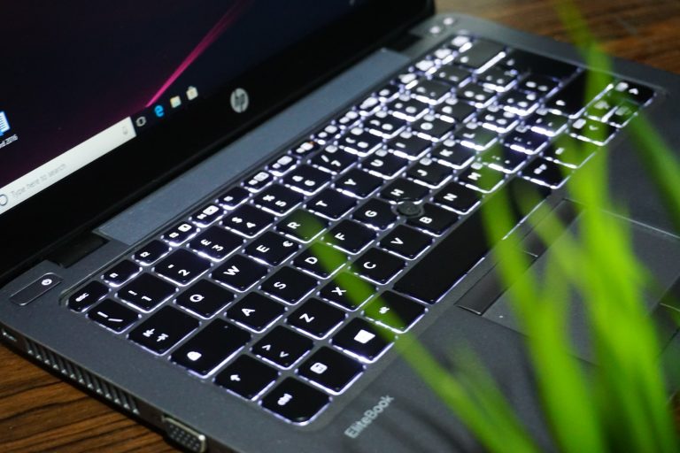 Jual Laptop HP Elitebook 820 G2 Core i5 Black