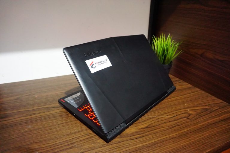 Jual Laptop Lenovo Legion Y520 Black