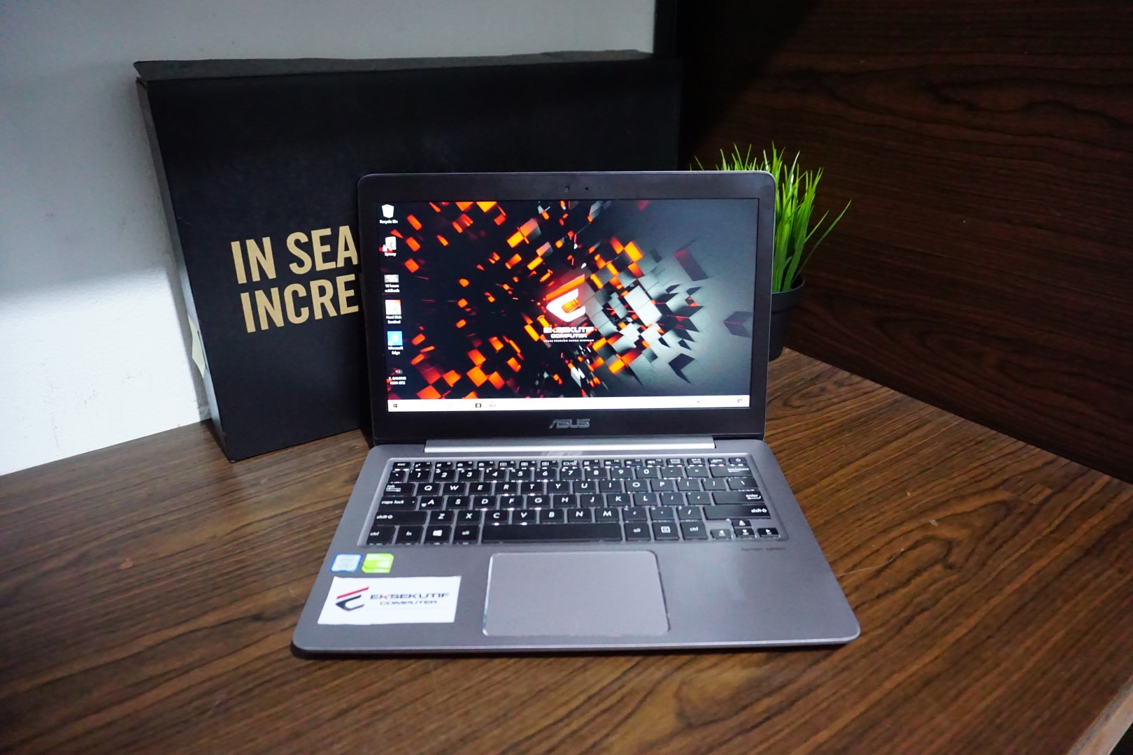 Jual Laptop Asus UX310UQK Fullset