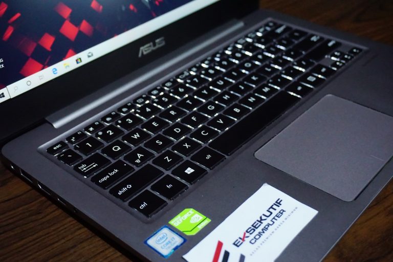 Jual Laptop Asus UX310UQK Fullset