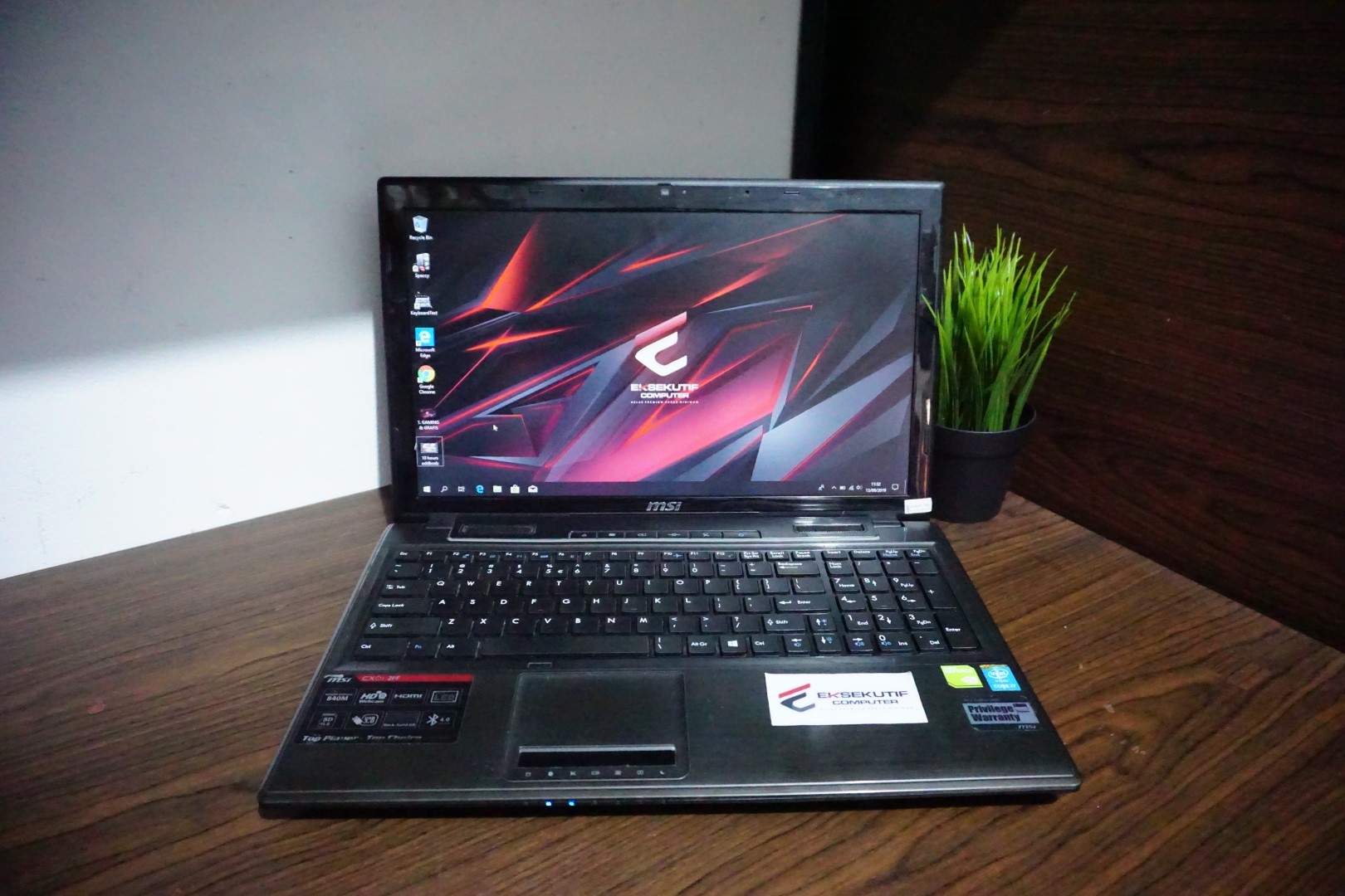 Laptop MSI CX61 2PF Dark Brown