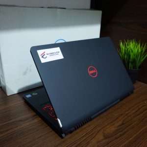 Laptop Dell Inspiron 15 5577