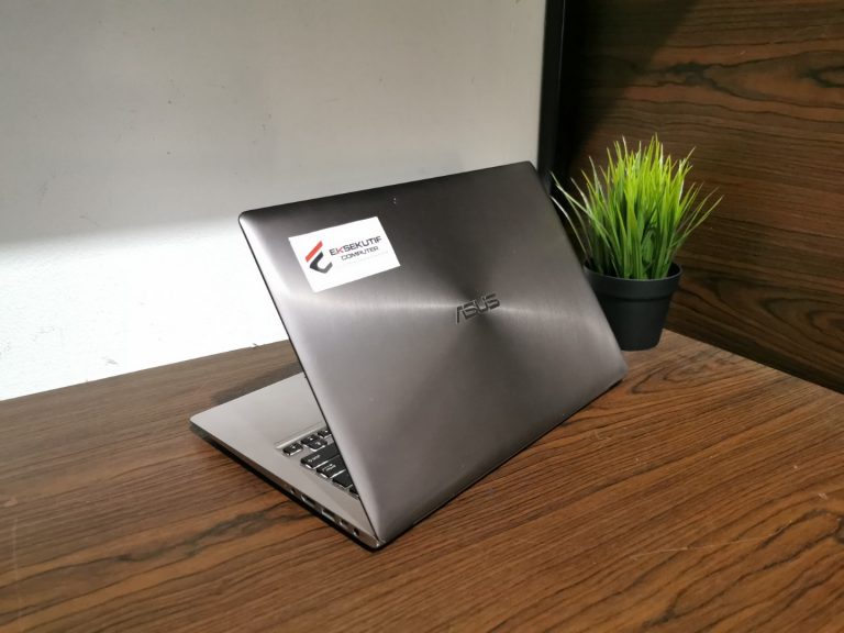 Jual Laptop ASUS ZENBOOK UX303LN i5 Gen 4