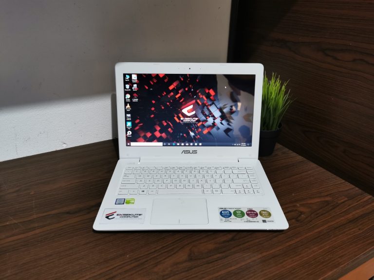 Jual Laptop ASUS A456URK White i5 Gen 7