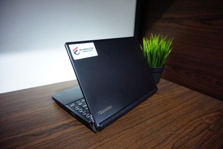Jual Laptop TOSHIBA PORTEGE R30-C