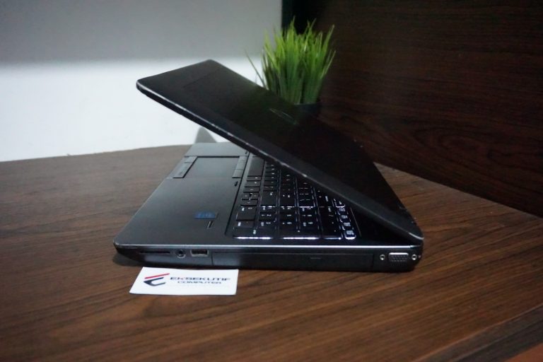 Jual Laptop HP ZBOOK 15 G2 Black