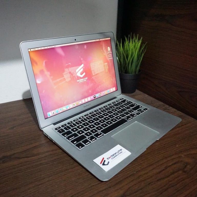 Jual Laptop MACBOOK AIR CTO EARLY 2015